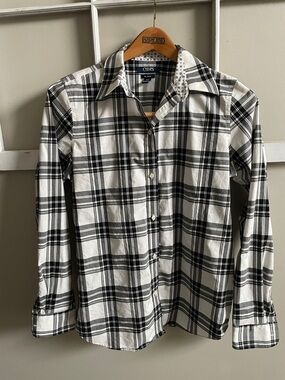 Chaps Black and White Plaid Button-Up Shirt